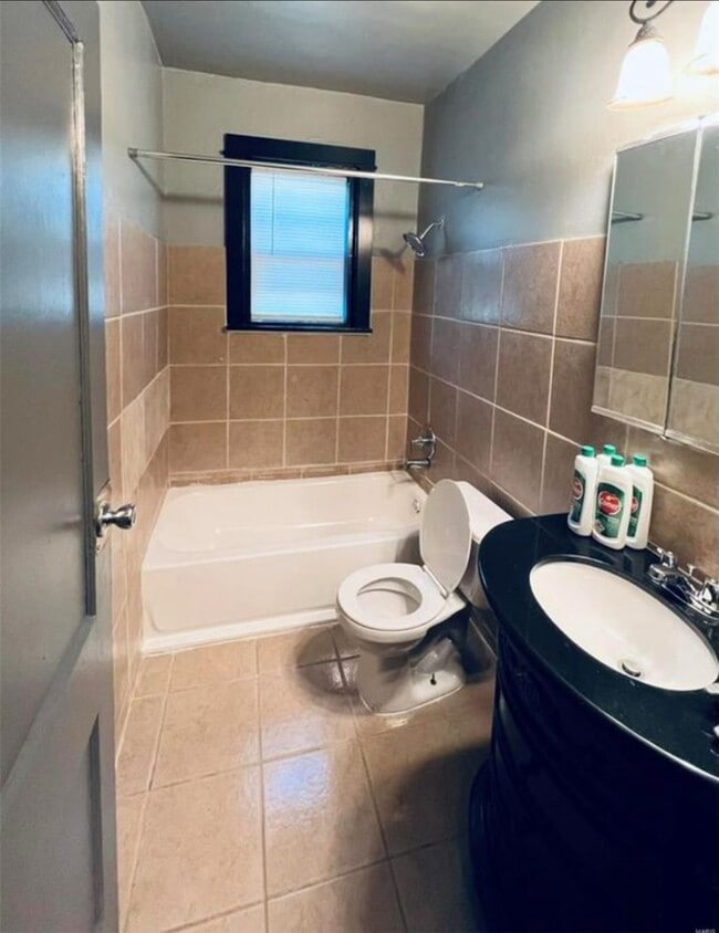 Photo - 4640 Carter Ave