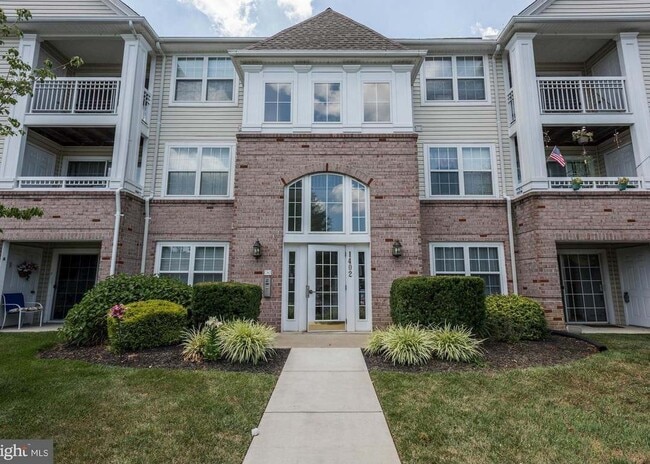 Building Photo - 1402 Bonnett Pl Unit 1402C Rental