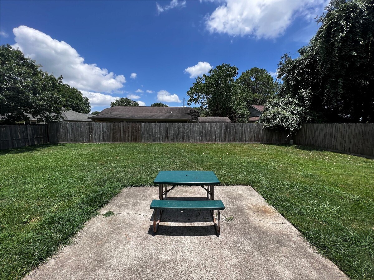 Photo - 630 Spring Breeze St