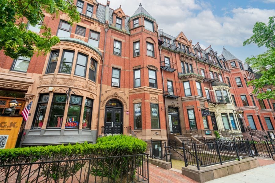 270 Newbury Street - 270 Newbury Street