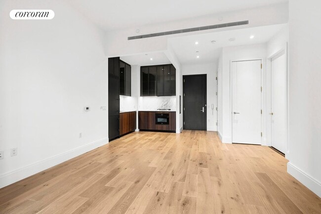 Photo - 30 E 29th St