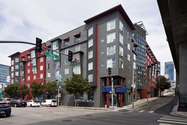 Building from 3rd & Perry - Yerba Buena Commons Apartments