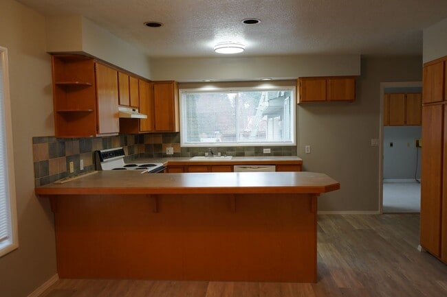 Photo - 9104 NE 34th Ave