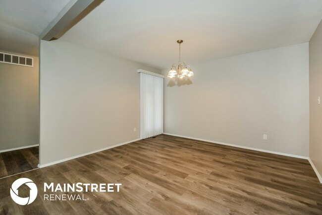 Photo - 3070 Newgate Dr