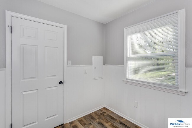 Photo - ***Showings starting 01/05/26***