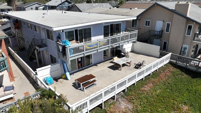 6525 Del Playa Dr Unit 1