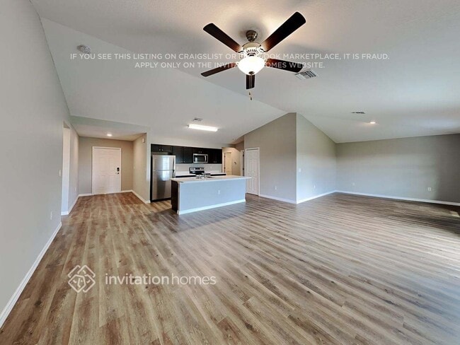 17 NW 8th Terrace