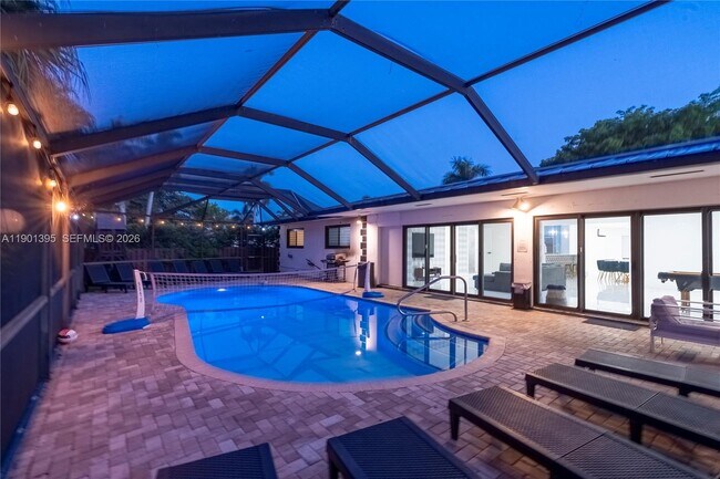 1141 N North Lake Dr