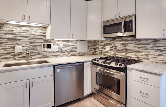 Building Photo - 5500 Friendship Blvd Unit 1917N