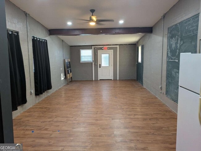 Photo - 242 N 5th Ave