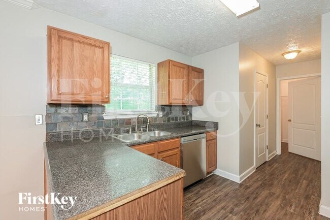 Photo - 4447 Chester Ln