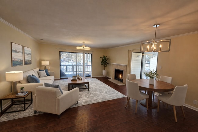 Building Photo - 101 Pine Forest Unit G-28