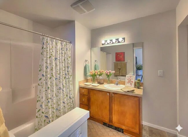 Photo - Northstar Lodge Apartments