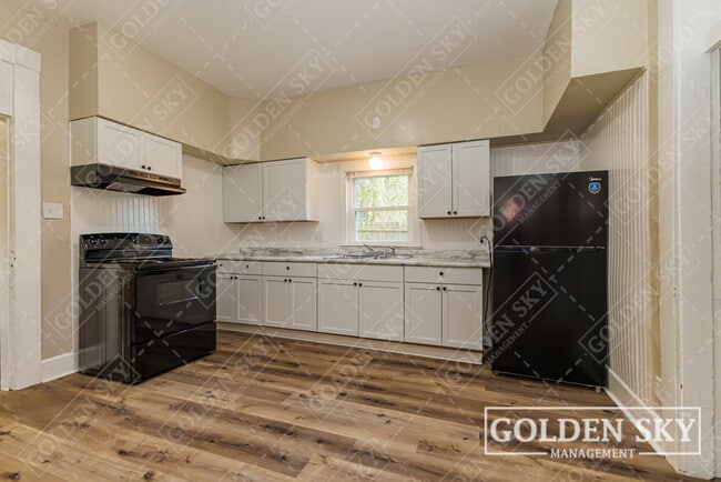 Photo - 216 N Pershing Dr