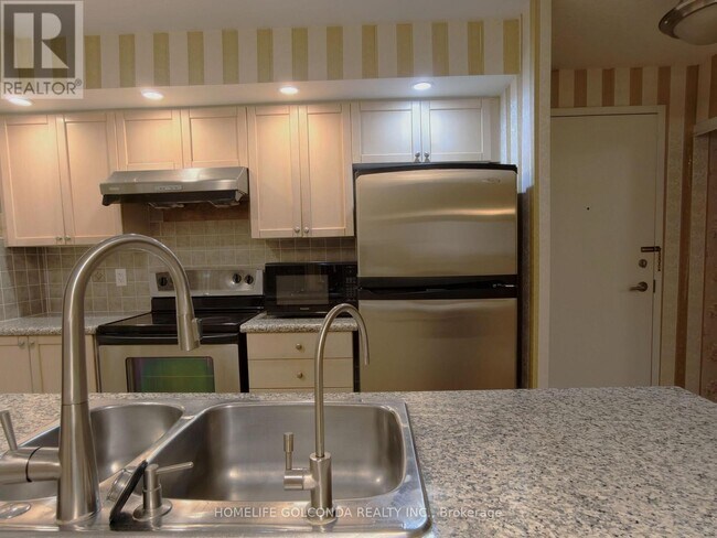 Photo - 33 Cox Blvd Unit 720