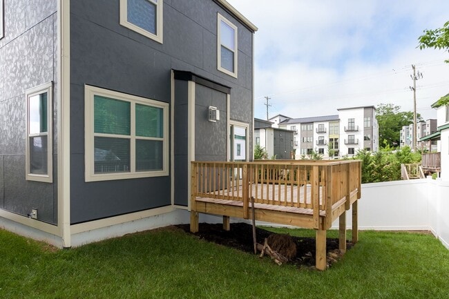 Photo - 209 Burnet St