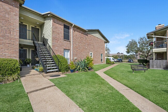 Building Photo - 18800 Egret Bay Blvd Unit 804