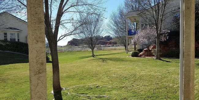 Photo - Furnished Quaint, Quiet Location, Centrally Located, 2 Bed 2.5 Bath