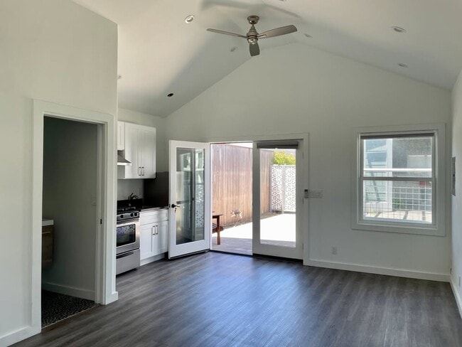 Photo - 2736 Chanslor Ave