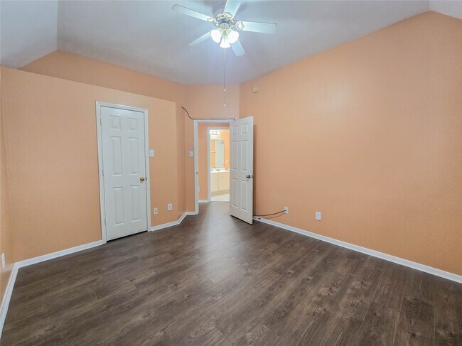 Photo - 7519 Lassiter Hollow Ln