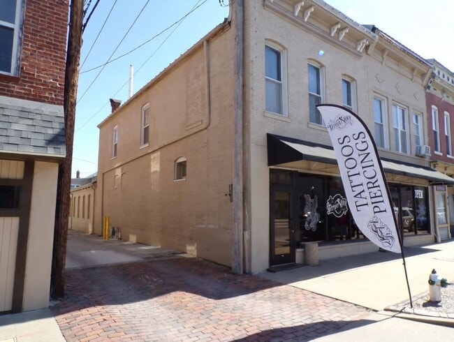 Photo - 316 Main St Unidad E