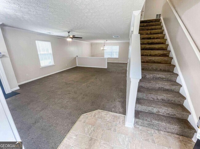 Photo - 6205 Tree Ridge Dr N W