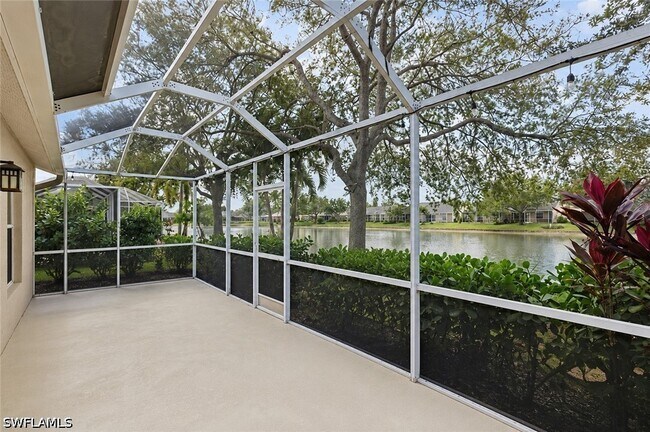 Building Photo - 8204 Ibis Cove Cir Unit B212