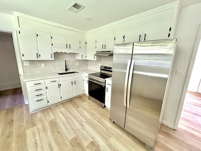 Photo - 3215 Delia Ln NW