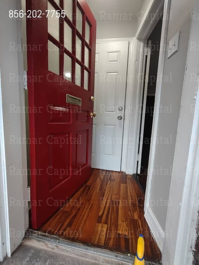 Photo - 1532 Bradley Ave Unit A