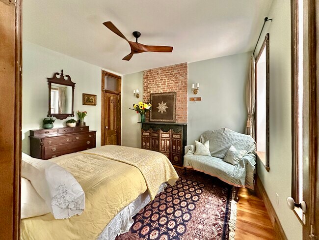 Photo - 95 Liberty Street Wh