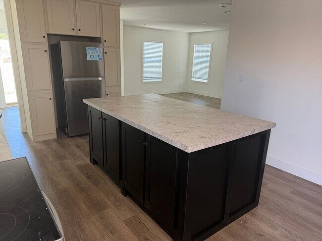 Photo - 3 Bedroom 2 Bath Home Near Tropicana & Nellis