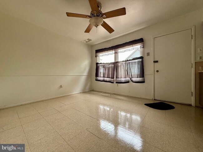 Photo - 1 Mystic Way