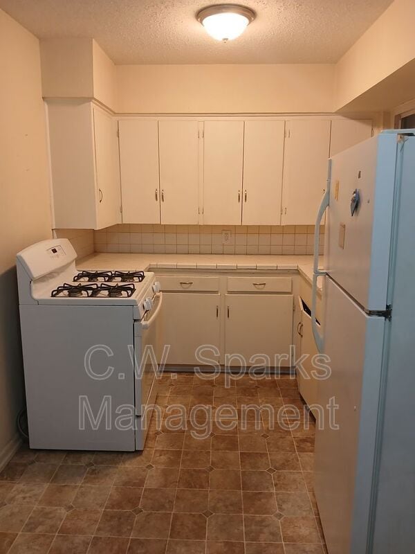 Photo - 3015 Avon St