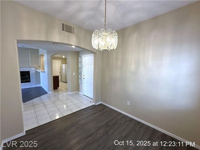 Photo - Fantastic Southwest first-floor unit in a ...