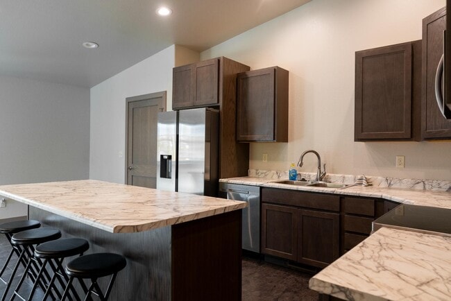 Photo - 101 E Michigan St