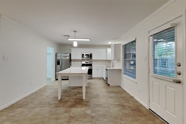 Photo - 32334 Summer Park Ln