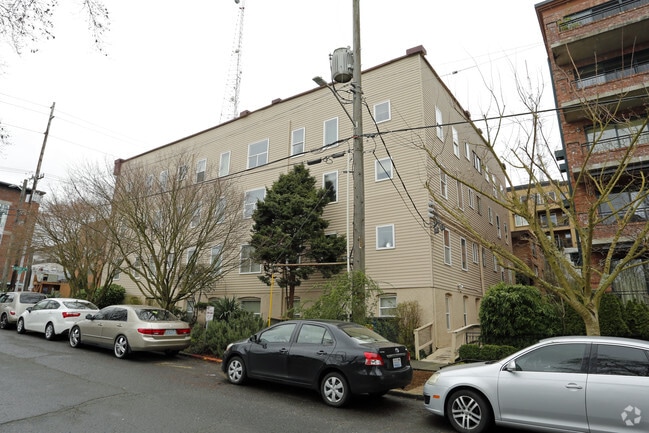 Queen Anne Court