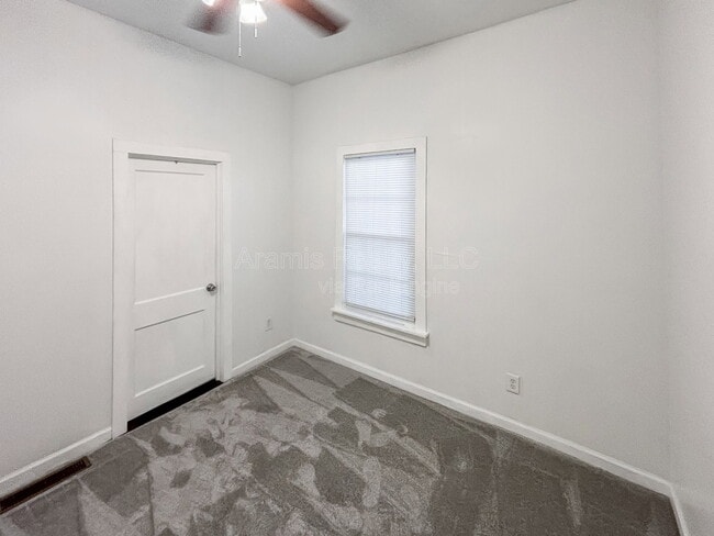 Photo - 1064 Curran St NW Unit B