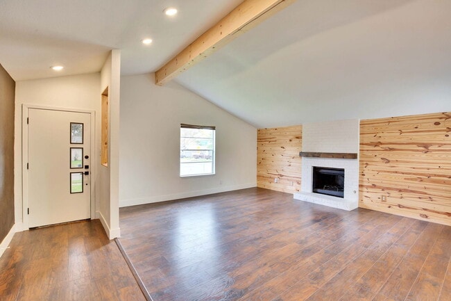 Photo - 7002 Skynook Dr