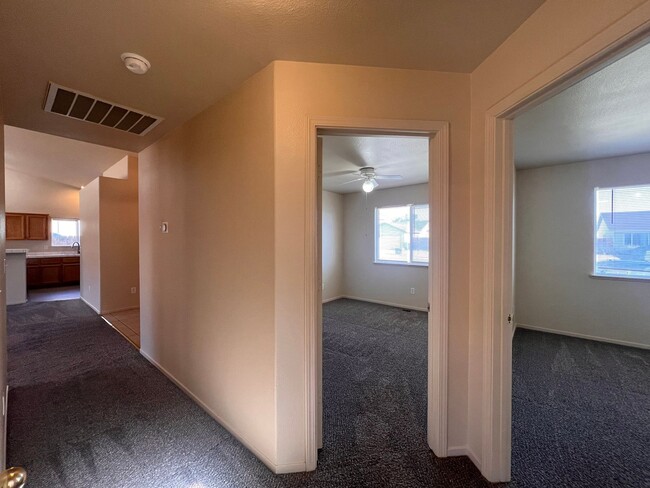 Great 3 bedroom Fernley home located in th... - Great 3 bedroom Fernley home located in th...