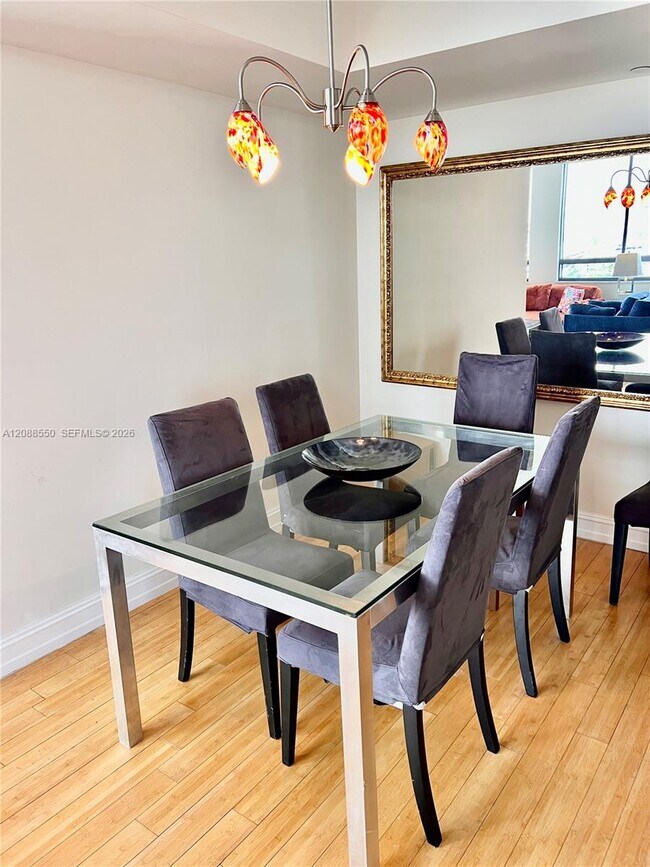 1330 West Ave Unit 1207