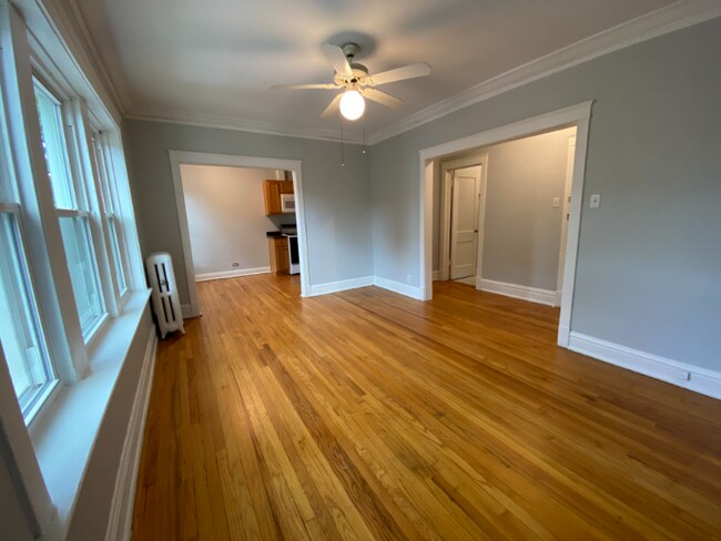 Photo - 3953 N Hoyne Ave Unit 2