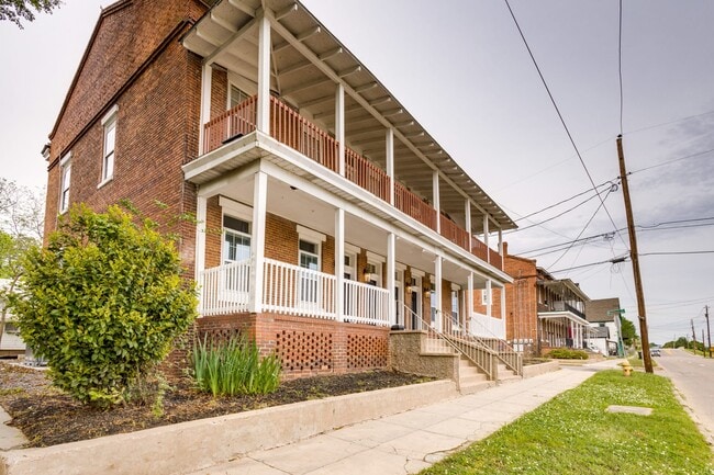 Photo - 1642 Broad St Apartments Unit 1642 Broad Street
