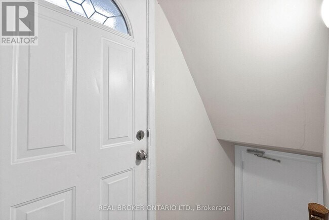 Photo - 744 Olive Ave