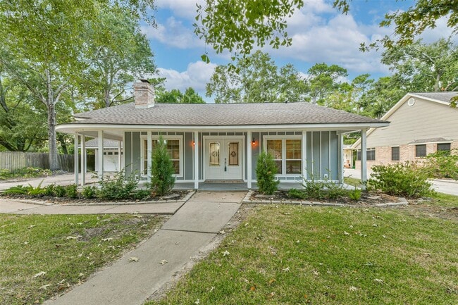 Building Photo - 605 Kings Ct