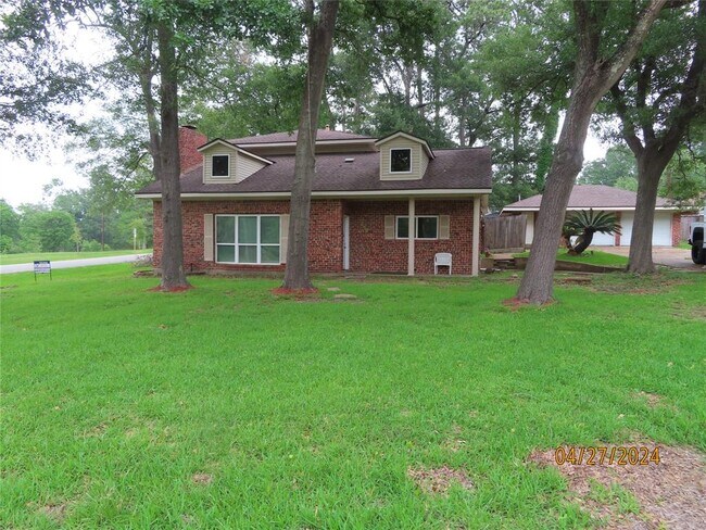 Photo - 403 High Ridge St