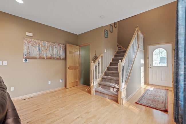 Photo - 5548 Malibu Dr