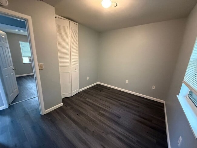 Photo - Mulberry Terrace Apartments Unit 102