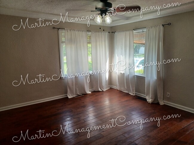 Photo - 1616 W 14th St
