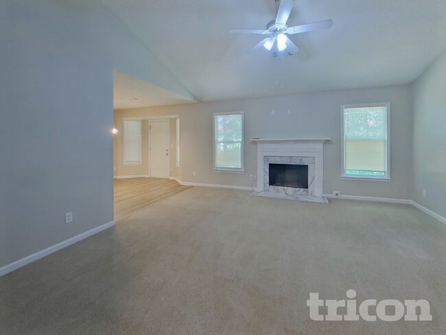 Photo - 3560 TraddSprings Way